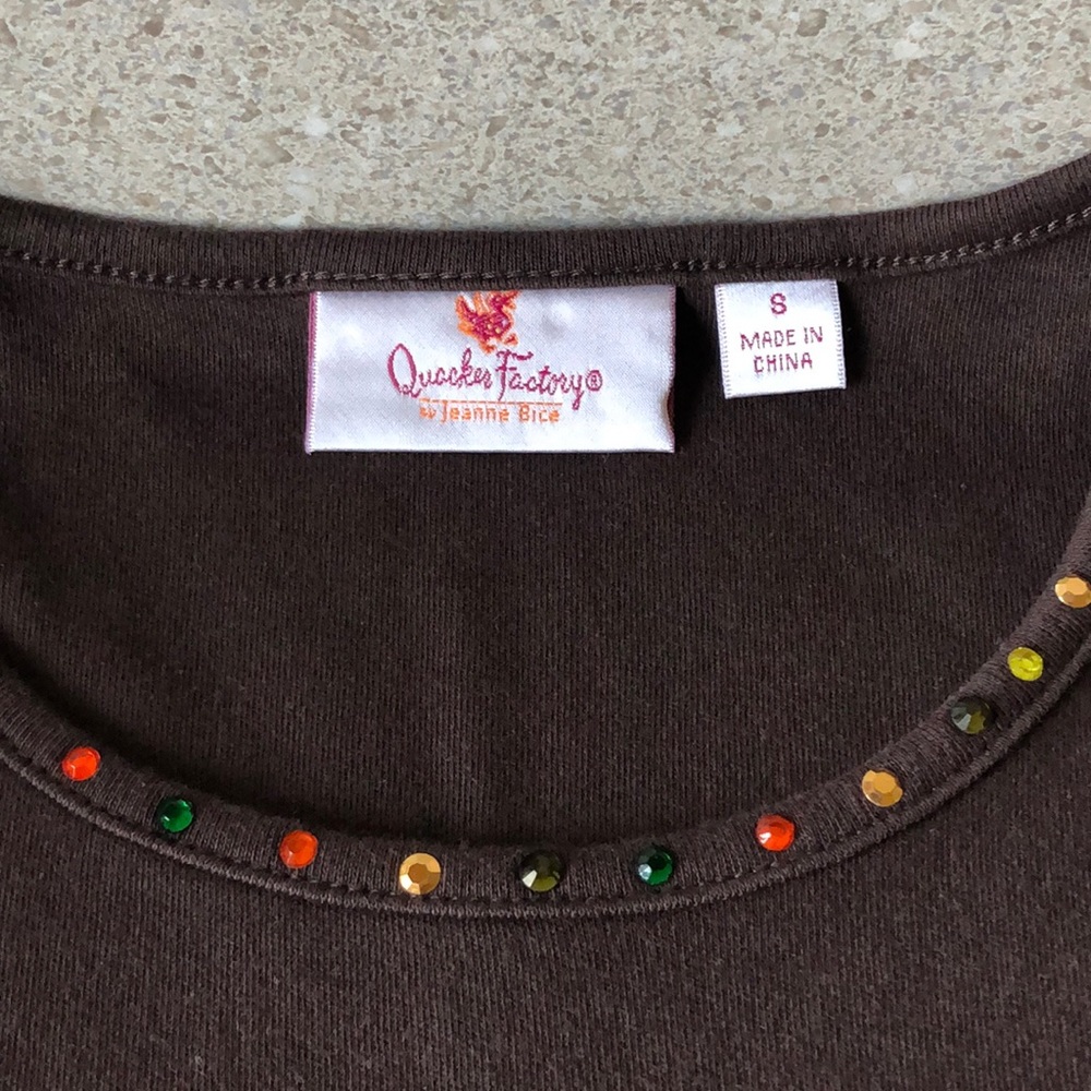 QUAKER FACTORY Ladies Embellished Small Top - Picture 5 of 8